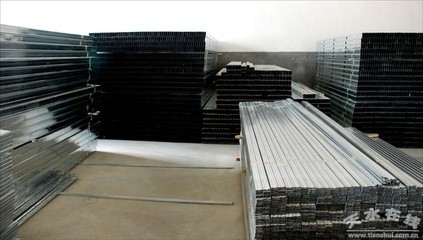 天水藍(lán)山輕鋼龍骨橋南家居城新店開(kāi)業(yè)盛典，引領(lǐng)綠色建材新潮流